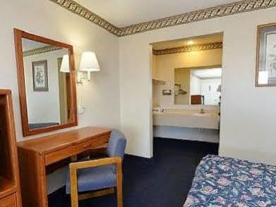 Grain Valley Americas Best Value Inn מראה חיצוני תמונה